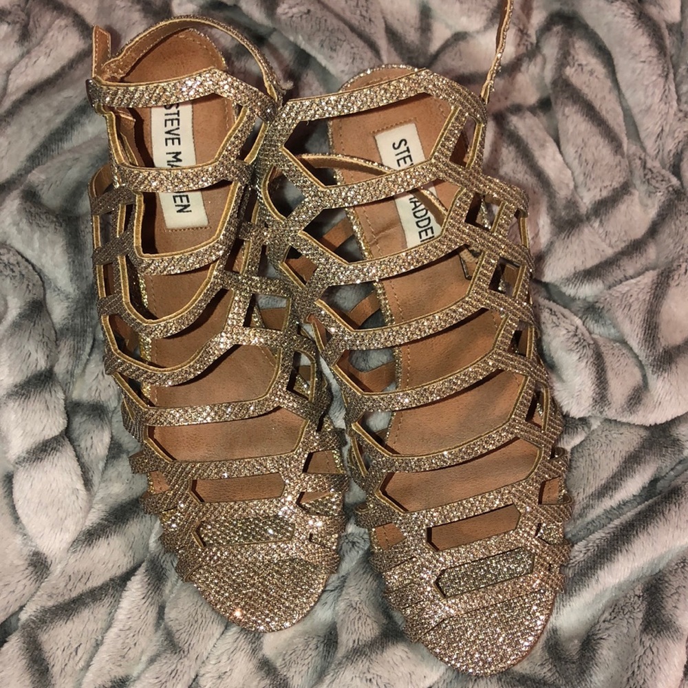 Beautiful Steve Madden Caged Heels